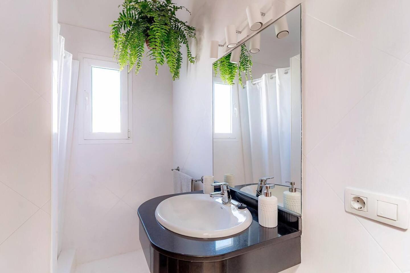 Amazing 3 Bedroom Ocean View With Pool Tías Eksteriør billede